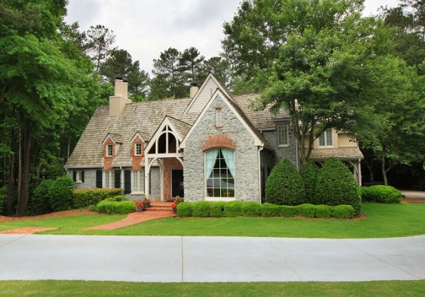 1010 Featherstone Rd, Alpharetta, GA